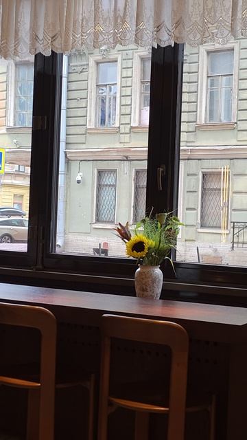 Лишь сделать шаг и все. Навстречу себе. Посмотреть другими глазами на привычное, выйти за рамки.