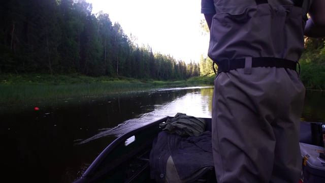 Ночь в глухой тайге. Добыча хариуса. Сплав по северной реке. Быт в лесу. Ч2_720p