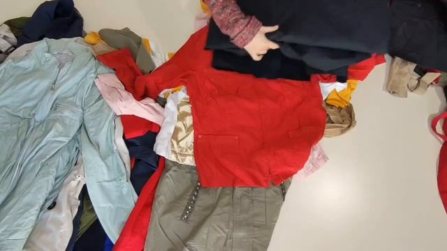 Лот 1053 Тренч, лёгкий плащ Женский Италия КРЕМ+ЭКСТРА 860р_кг 17,2 кг 32ед