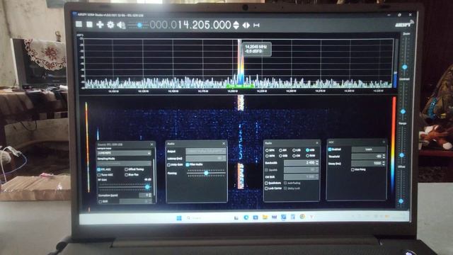 DX QSO on 14.205MHz  4L5O   with WC6H