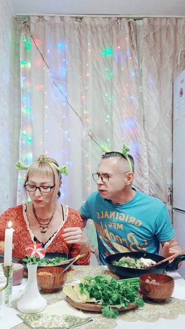 Кабачковая икра😋😋😋,фрагмент мукбанга