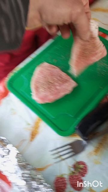 Свинные стейки шницель с ананасами от Деда Павлентия.