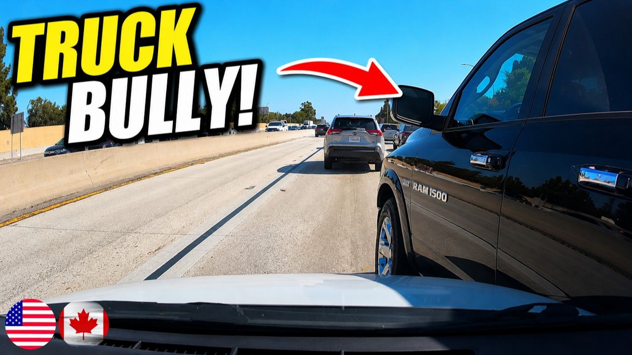   Грузовик прижал легковушку и пожалел об этом! ДТП и Аварии  Driving Fails 1031