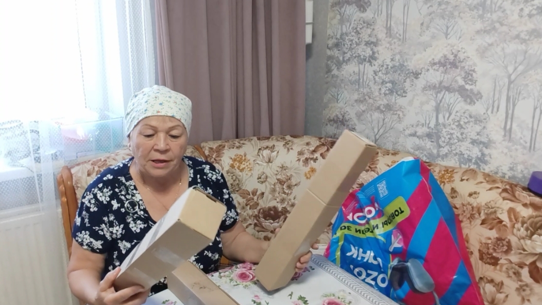 Жизнь в деревне 🏡 // получила заказ// собираю малину // мои помощники //