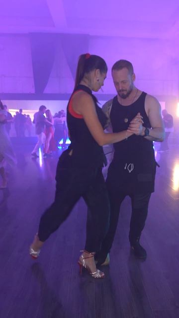 Street Tango. Павел Собирай и Анна Шустова.