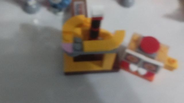 распаковка Lego цифрового цирка