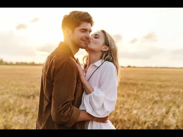 25 августа - День «Поцелуемся и помиримся»