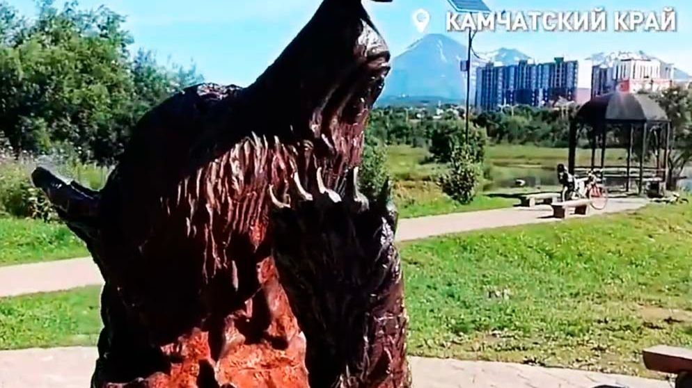 Медведя на Медвежьем озере в Петропавловске съела коррозия