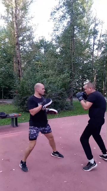 Кельчин Александр, тренировка по боксу, работа ног, лапы, 25 августа, 2026