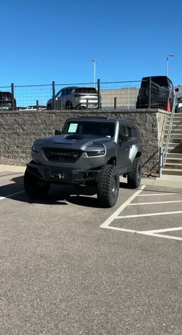 Rezvani Tank