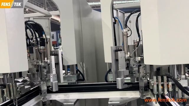 Двухголовый станок для зачистки углов DACC120A
