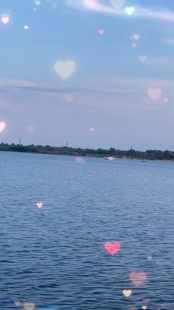 На теплоходе)