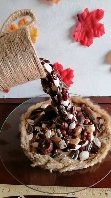 Поделка из даров природы. Парящая чашка