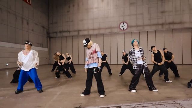 Bigbang - BiiiG dance practice mirrored