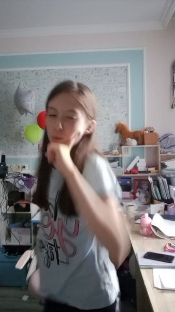 Перелаю привет Марьяне которую я люблю и POLI которую я знаю