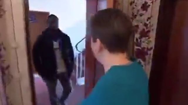 Мем про отмену концерта Канье Уэста