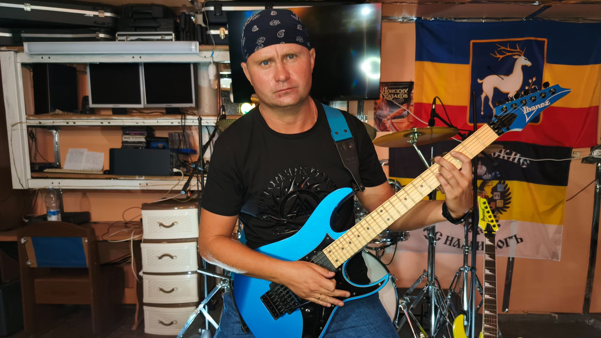 Livin On A Prayer (Bon Jovi Cover) Ibanez RG550-EB