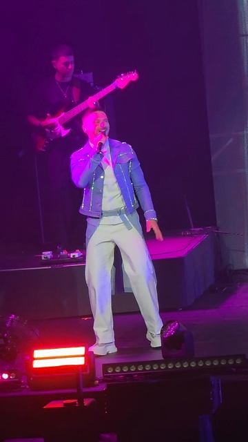 Сергей Лазарев