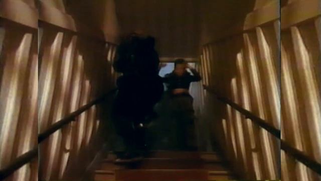 MC HAMMER _ Here Comes The Hammer (2nd Version HD)