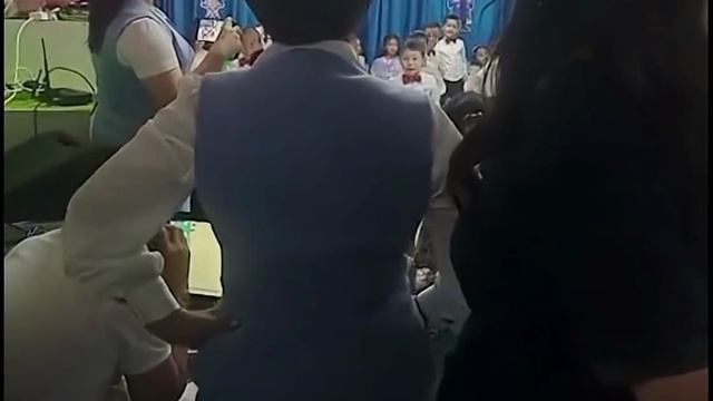 Воспитательница станцевала с детьми 🔥🔥🔥