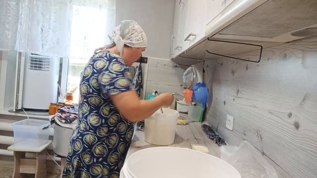 Собираю заказ .Бывают же  такие люди 
Жизнь в деревне