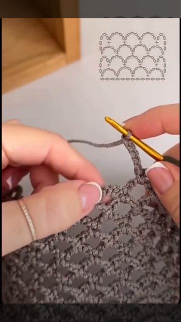Вяжем сумку. Видео 3