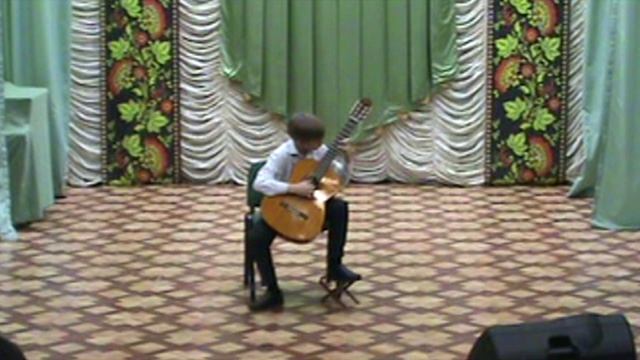 Играют ученики.