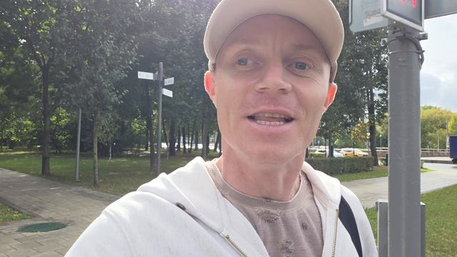 ПРИЕХАЛ В МОСКВУ 😭 УЖЕ ХОЧУ ОБРАТНО
