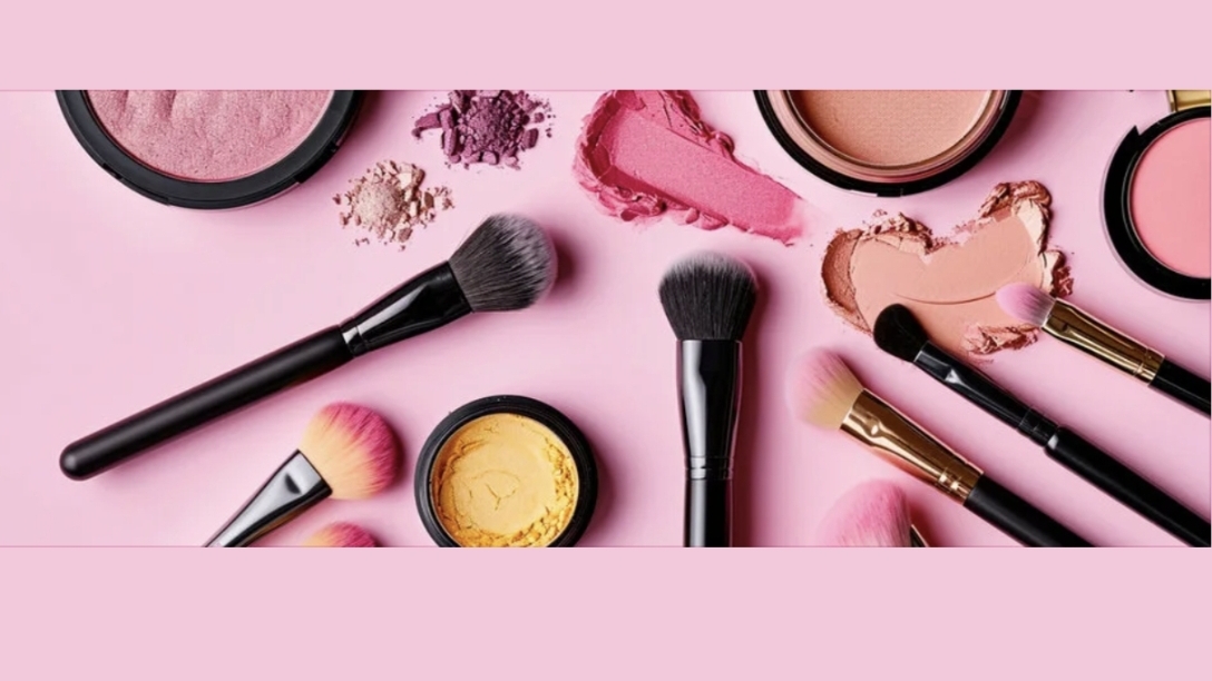Делаю макияж💄