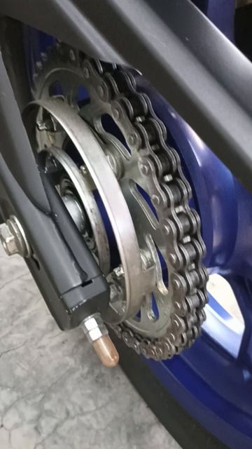 Yamaha YZF- R25