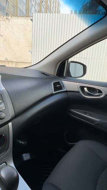 Nissan Sentra Седан 1.6 CVT 2015г