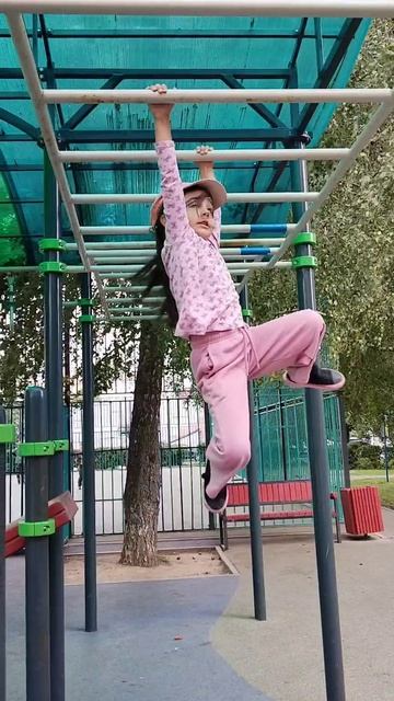 Милана 😍 Губы в губы#егорик #тренды #музыка #смешно #срорт #развлечения