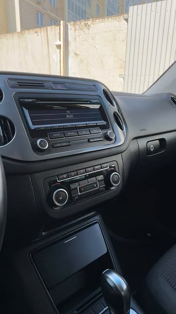 Volkswagen Tiguan Кроссовер 5 дв. 2.0 TSI AT 4WD 2012г