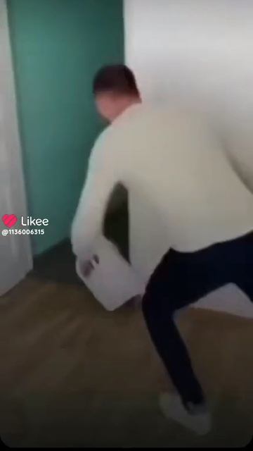 1000181358.mp4