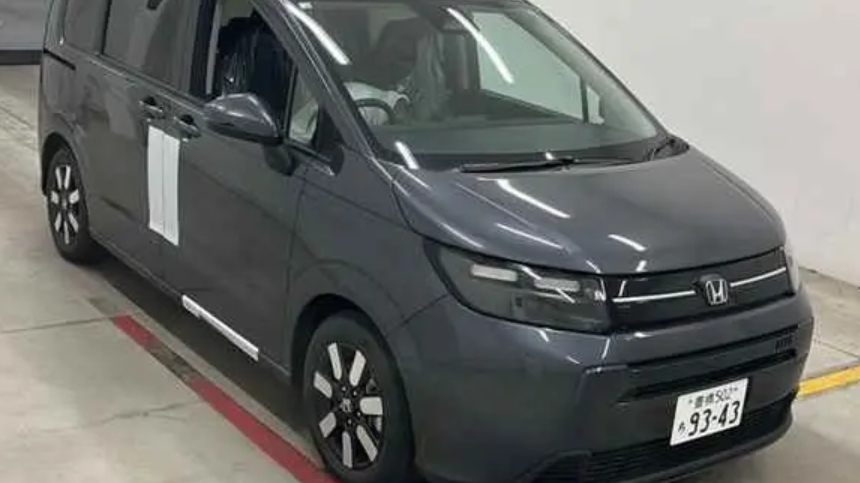 Продается Новая Honda Freed 2026