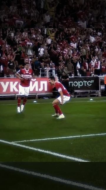 Гол капитана Романа Зобнига в ворота Зенита 