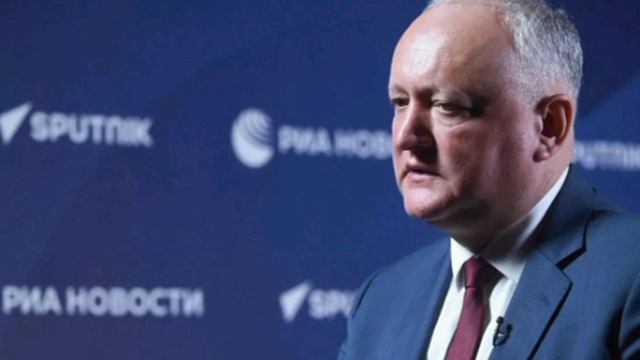 Власти Молдавии готовят страну к аннексии Румынией, заявил Додон.