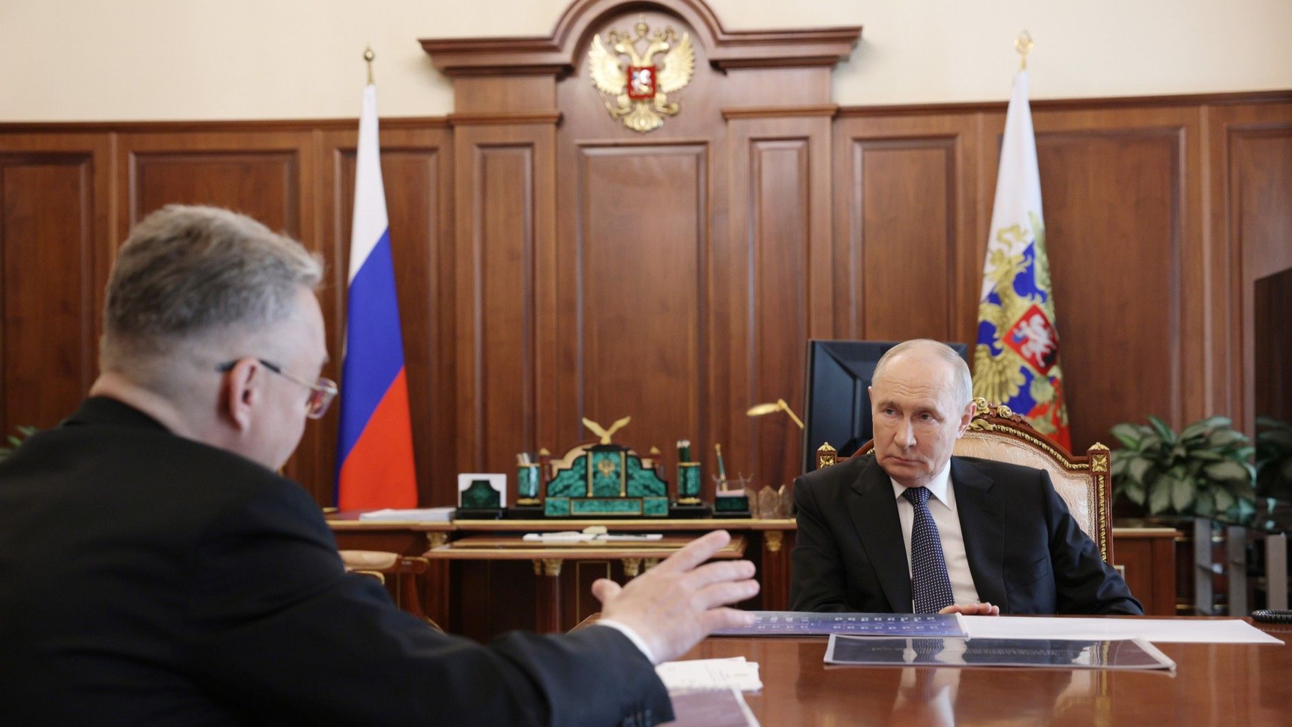 Владимир Путин с губернатором Ставропольского края Владимиром Владимировым Кремль 25 августа 2026