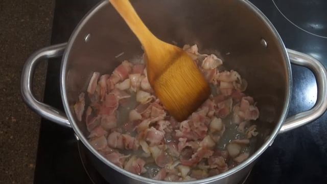 Капустняк по-польски! Польский суп из квашеной капусты и КРАКОВСКОЙ колбасы!