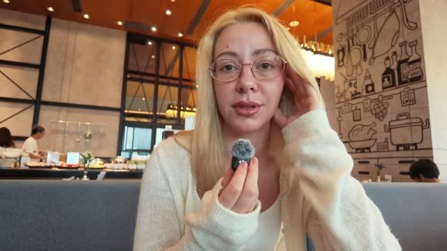 Диана- нас пустили в Шанхай- не без происшествий, но добрались в наш комфортный отель🏨