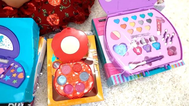 Диана хочет играть с Папой и не идти на День рождение