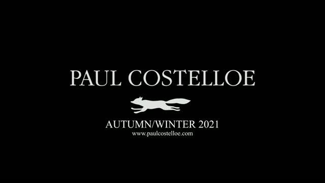 Показ женской коллекции Paul Costelloe осень-зима 2021-2022