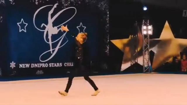 Мисс николь клип Выхожу на ковер