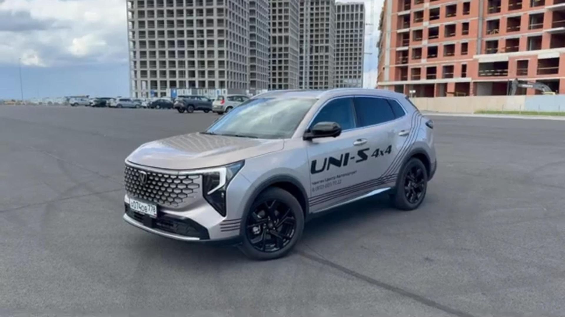 Обзор на Changan ЮНИ-ЭС (UNI-S) от канала ТопКарРевью