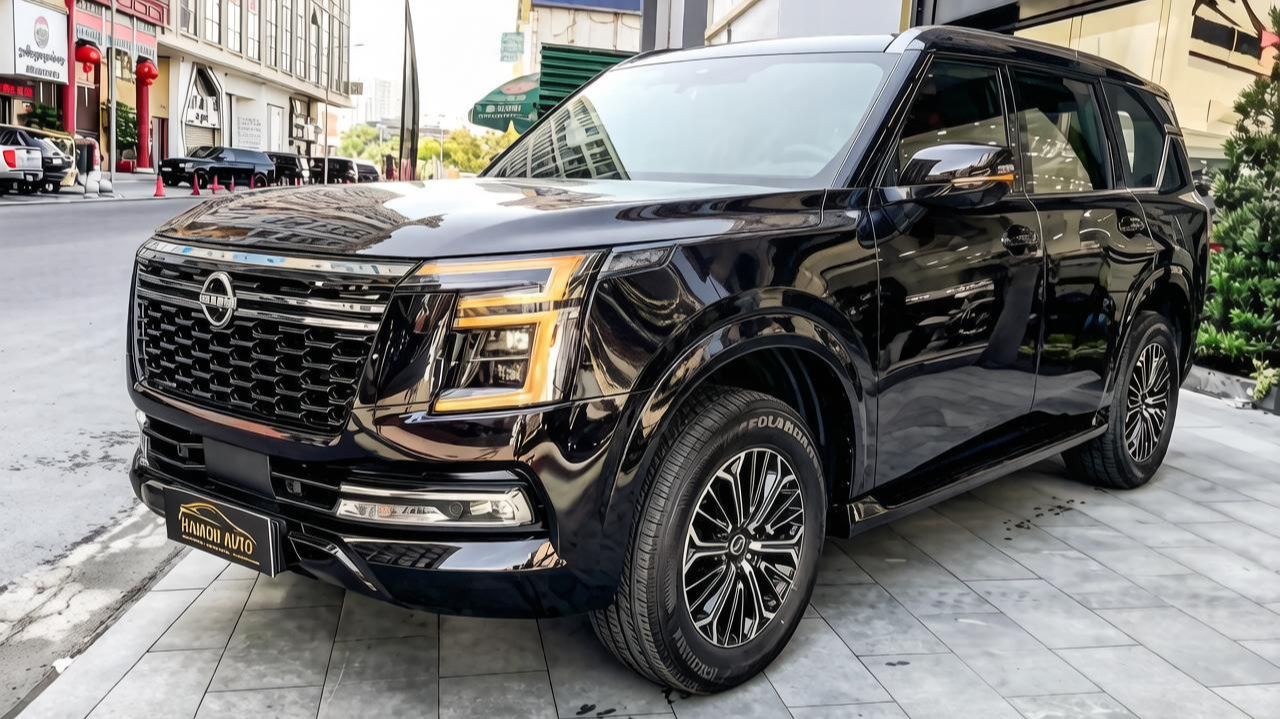 NISSAN Patrol Platinum 2026 года в черном цвете — роскошный 8-местный внедорожник! Обзор автомобилей