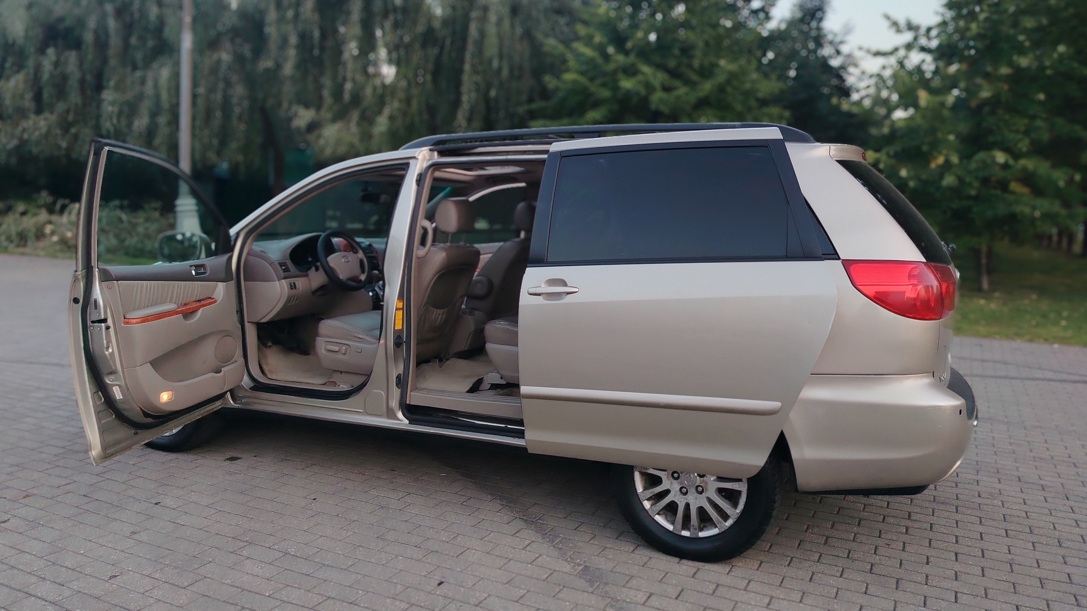  9175489965 Toyota Sienna II Рестайлинг 3.5 AT 4WD 2007