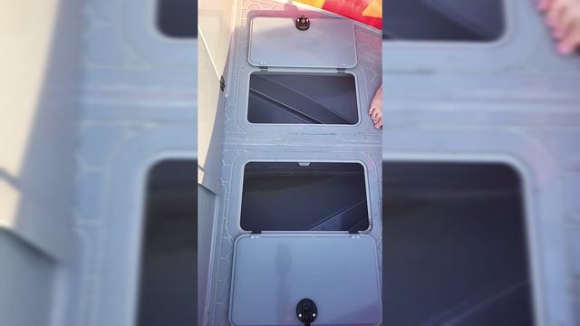 Обзор лодки Молния, полипропилен