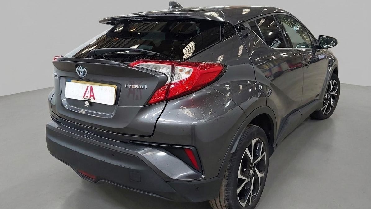 Обзор машины TOYOTA C-HR 1.8 I 2ZRFXE 2019г. АКПП Англия H308