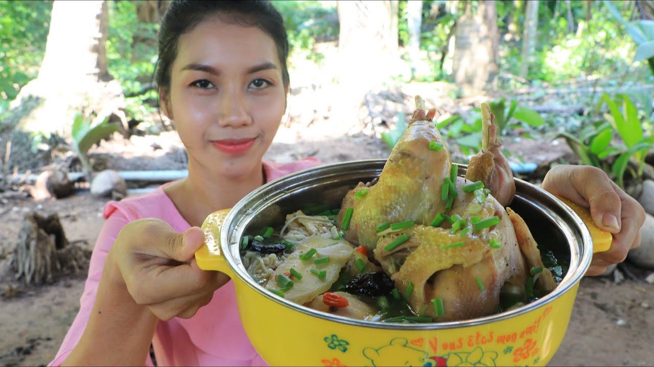 Рецепт вкусного приготовления куриного супа с соевым соусом