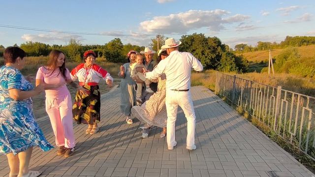 Каблучками тук, тук, тук..... 25.08.26.